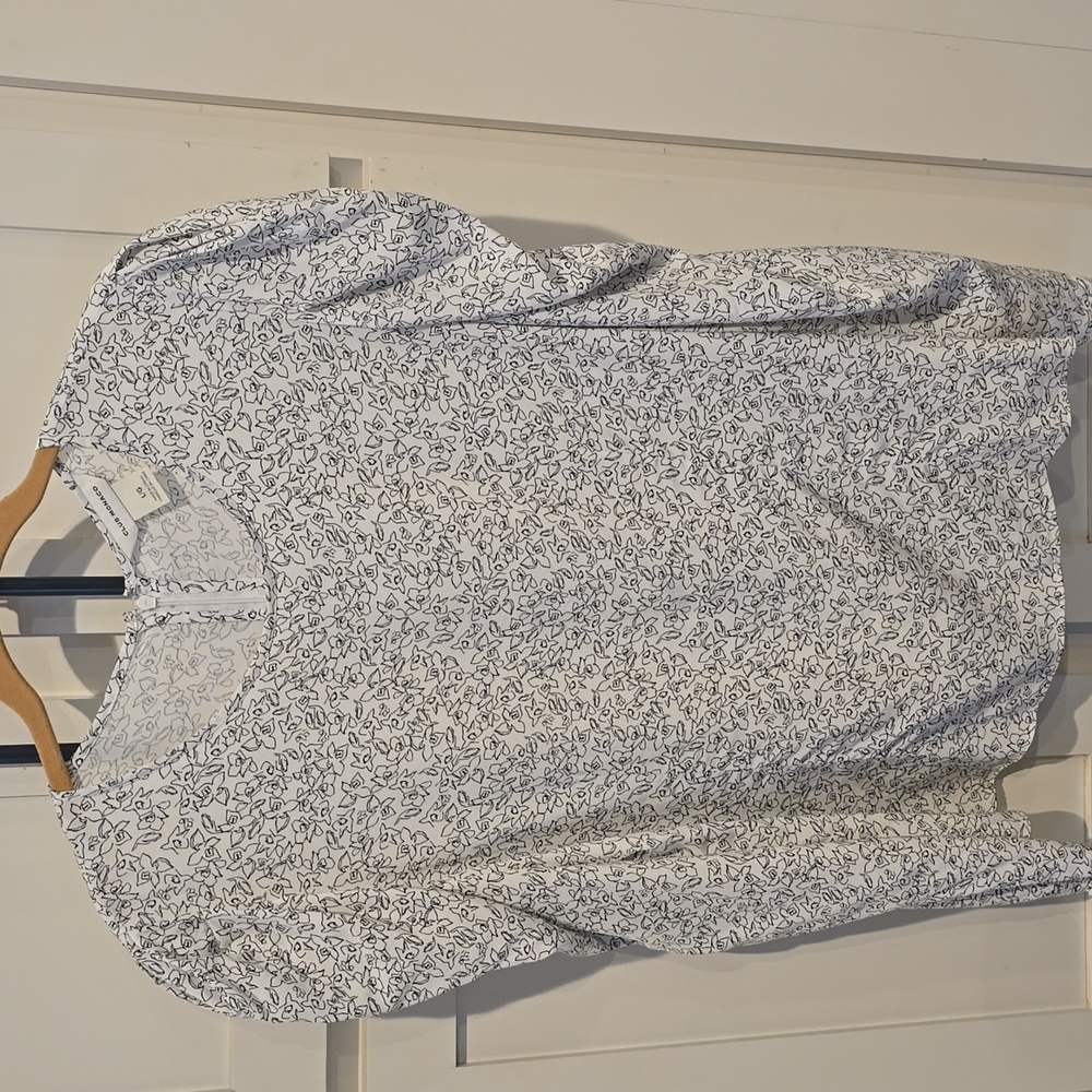 Club Monaco White and Black Floral Blouse